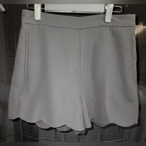 Wilfred High Waist Black Scalloped Shorts